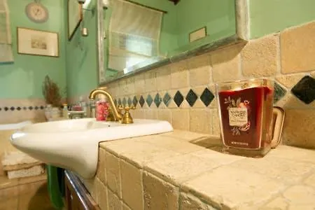 Shasta Tra Borghi E Terme Guest house *